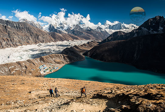  Everest Three Pass Trekking 